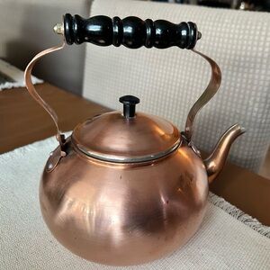 Benjamin & Medwin Copper Tea Kettle with Black Handle